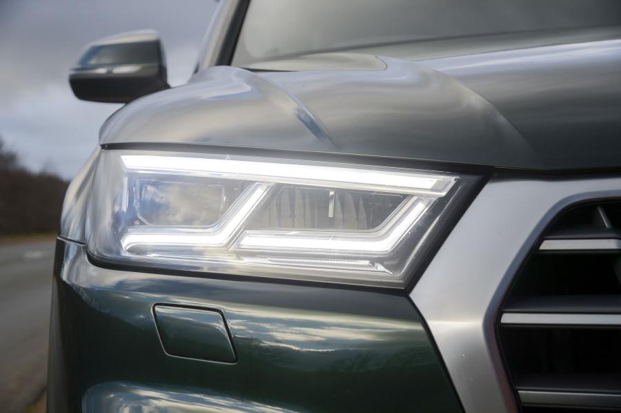 Детали экстерьера Audi Q5 TFSI Quattro S-Line 2017 года  (ZA) (фото 16 из 30)